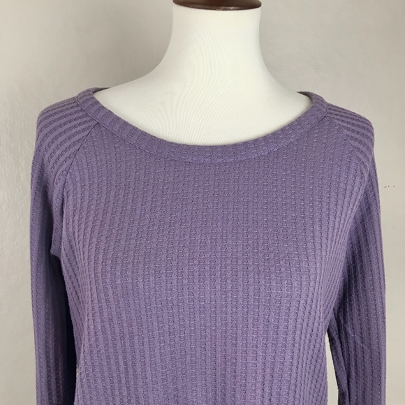 CHASER Purple Waffle Knit Button Cuff Top Medium - Picture 3 of 8